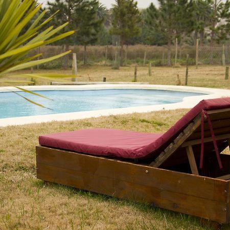 Casa De Campo Lo De Fatsia Guest House Colonia del Sacramento Exterior photo